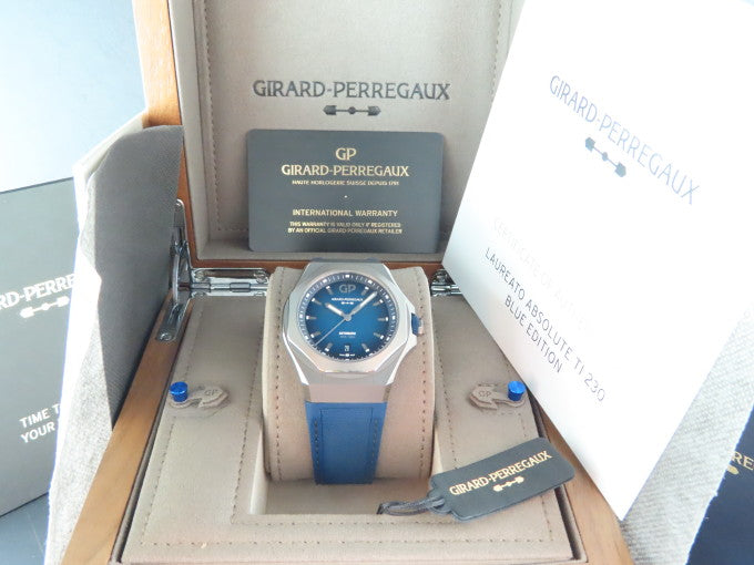 Girard Perregaux Laureato Absolute Titanium 230 Blue Dial 44 mm