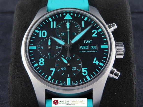 IWC Pilot's Watch Chronograph 41 mm Titanium Mercedes AMG Petronas Formula One Team IW388108 November 2023 8 Years Warranty